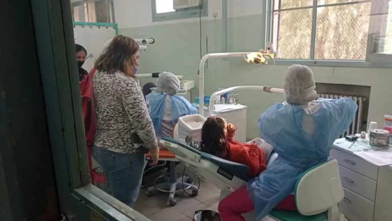 Médicos especialistas de Mendoza anunciaron que desde septiembre cobrarán un coseguro