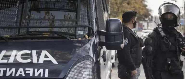 Asesinaron a un hombre en Maipú y hubo incidentes con la Policía