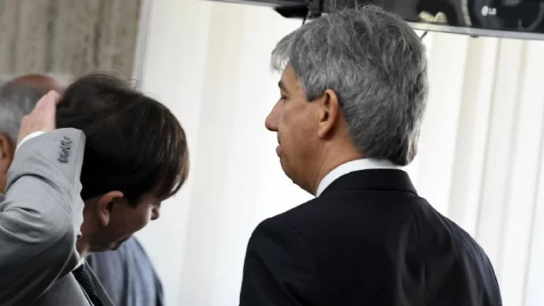 Los vínculos políticos de Walter Bento que sugirió uno de los testigos
