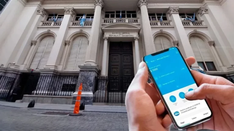Mercado Pago: frenaron los cambios del Banco Central y anunciaron una baja en los pagos con QR