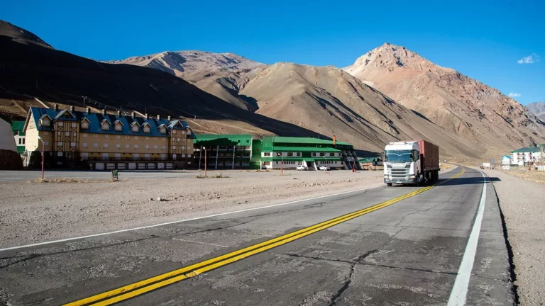 El ex dueño del centro de esquí Penitentes demandó a Mendoza por 27 millones de dólares