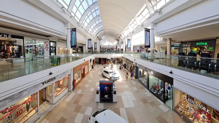 Día del Empleado de Comercio: así funcionarán este lunes supermercados, shoppings y negocios