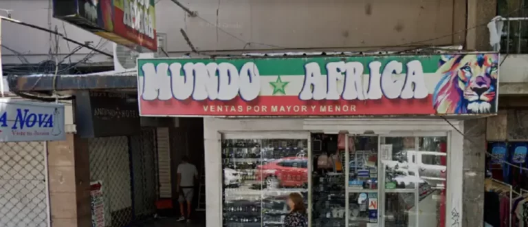 Los detuvieron por forzar la reja de un local del centro y robar relojes