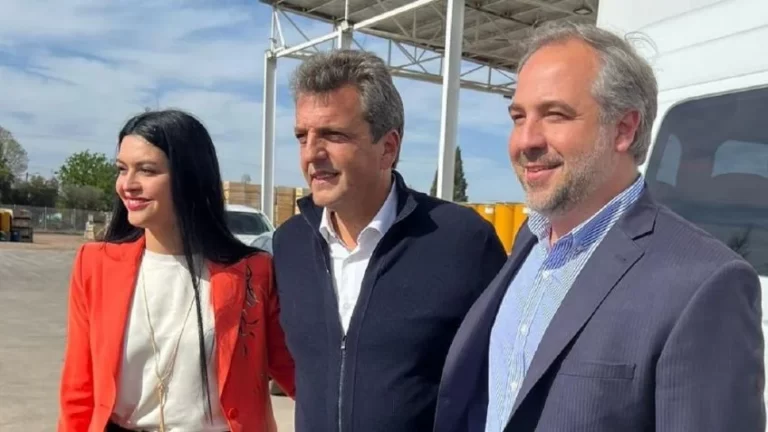 Los ocho intendentes electos que salen a pedir el voto por Sergio Massa