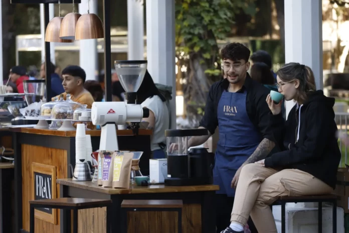 Boulevar-Cafe-en-Plaza-Italia-4-scaled