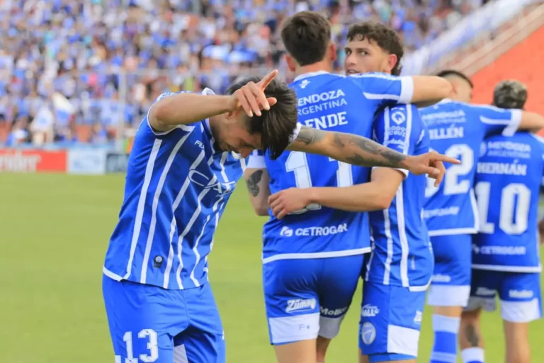 A qué hora se juega y cómo ver el partido que puede llevar a Godoy Cruz a la Libertadores