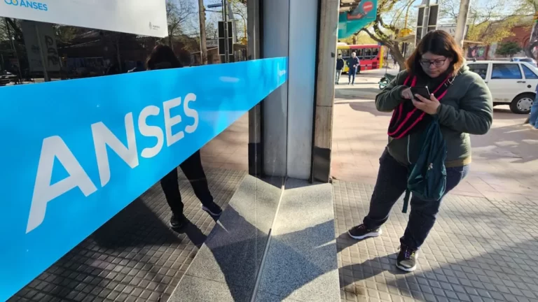 ANSES anunció una EXCELENTE noticia relacionada al CRÉDITO de TRABAJADORES