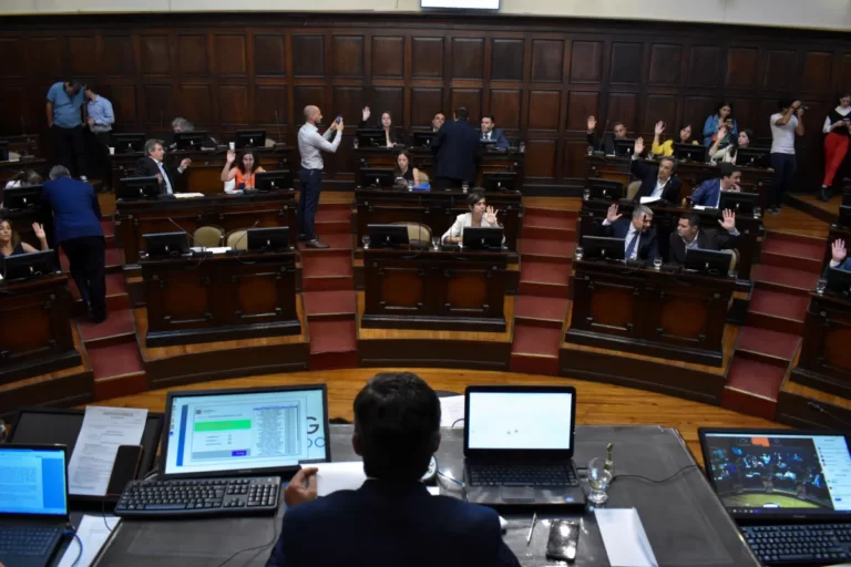 Presupuesto 2024: la oposición juega con la ansiedad de Cambia Mendoza