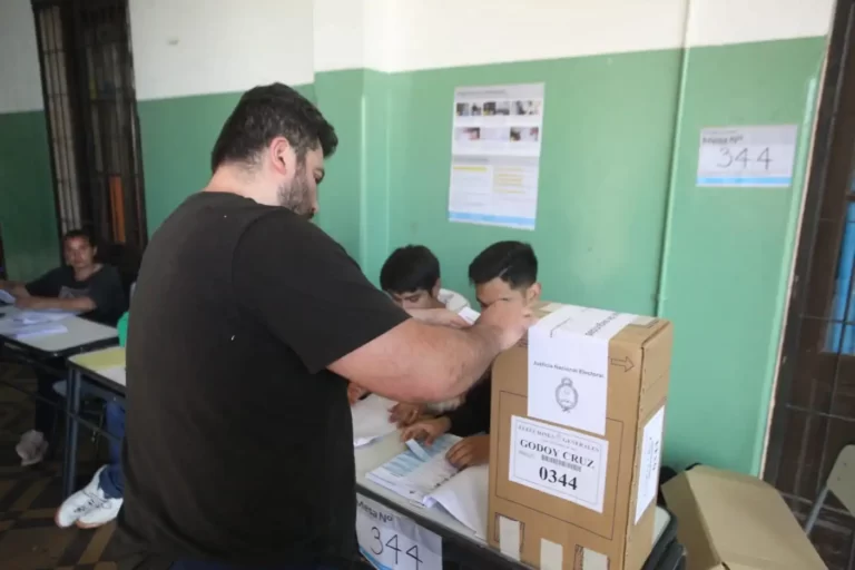 El Gobierno de Mendoza confirmó el pago de un nuevo “ítem elecciones”