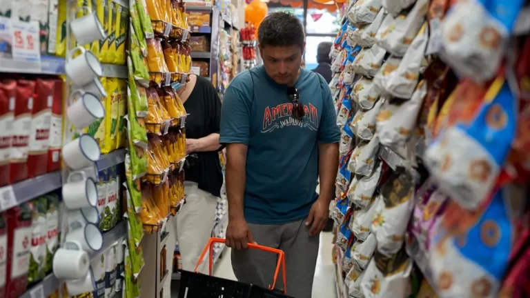 Economistas locales explicaron el fenómeno de la estanflación y las consecuencias para Mendoza