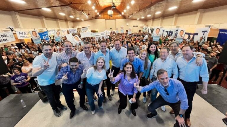 “Votá por un presidente, no por un panelista de televisión”: la reacción del peronismo mendocino al debate Sergio Massa vs. Javier Milei