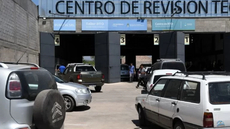 Talleres de RTO: temor a un colapso por las nuevas medidas y la suba de precio