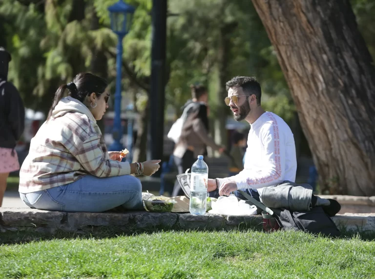 El tiempo en Mendoza: la semana arranca fresca, pero repunta la temperatura