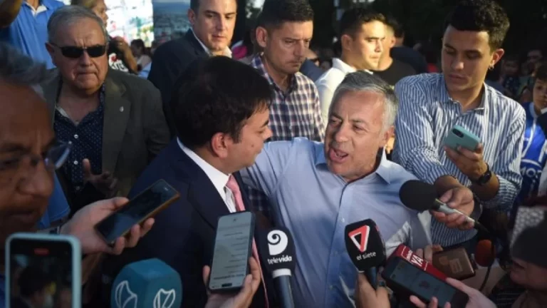 Vivir con lo nuestro: el pedido de Cornejo a Milei y la negociación que viene