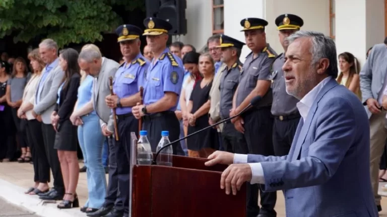 Los fondos que Alfredo Cornejo espera de Javier Milei