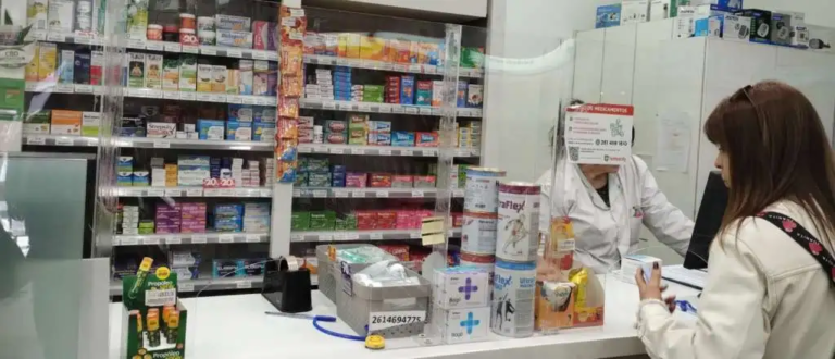 Los farmacéuticos de Mendoza en contra del DNU de Milei