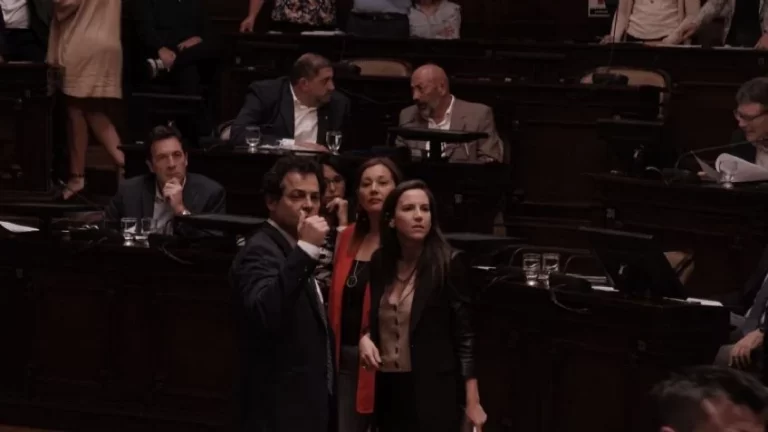 Por unanimidad, el Senado aprobó la nueva Ley de Ministerios de Cornejo