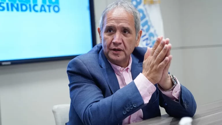 El mendocino Palazzo advirtió que los gremios están con la guardia en alto frente a Milei