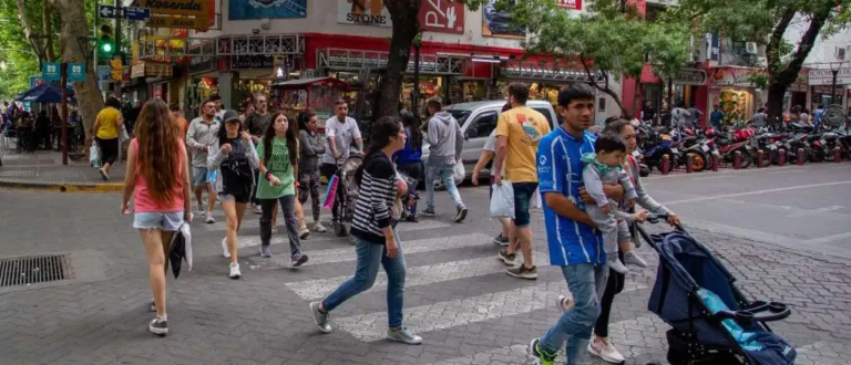 Afloja un poquito el calor este lunes