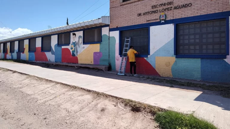 La DGE transfirió un fondo para reparaciones de hasta $900.000 para cada escuela