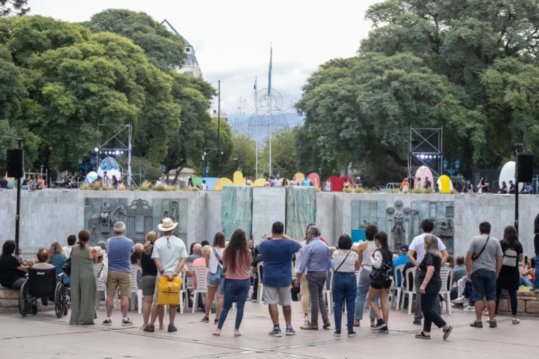 Sale Mendoza: cómo acceder a los descuentos en alojamiento y gastronomía