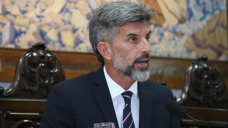 Ulpiano Suarez aseguró que se necesitan 700 policías más para controlar la Ciudad de Mendoza