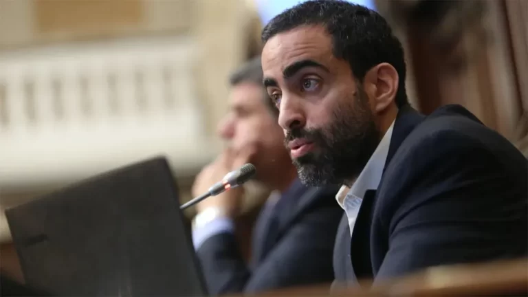 El recorte de gastos de Alfredo Cornejo apuntó a las horas extras y a los contratos de locación