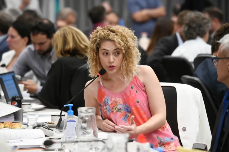 Lourdes Arrieta profundiza la interna libertaria en Mendoza