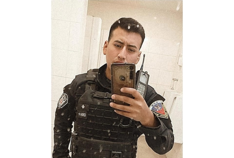 Un policía murió tras chocar contra un auto que se dio a la fuga