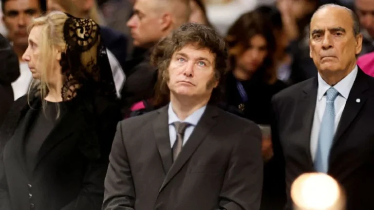 Los millonarios fondos que Mendoza maneja en fideicomisos para “blindarlos”