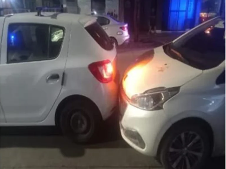 Chocó ebria en Ciudad, golpeó a otra conductora y a una policía y terminó presa