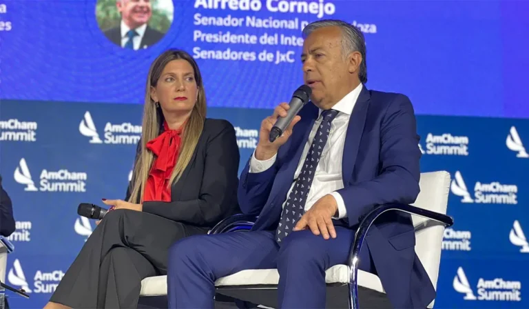 Alfredo Cornejo viaja a Buenos Aires para exponer en la cumbre empresaria de la Cámara de Comercio de EEUU