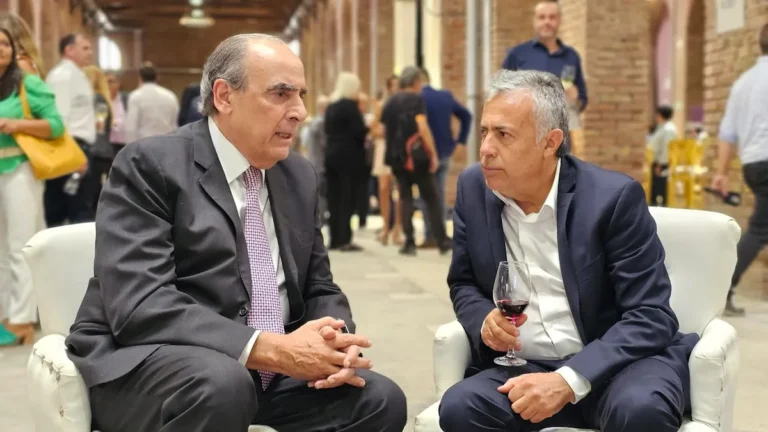 Cornejo avaló a Milei pero peleará Ganancias, polémicos dietazos y la voz aislada de un ministro