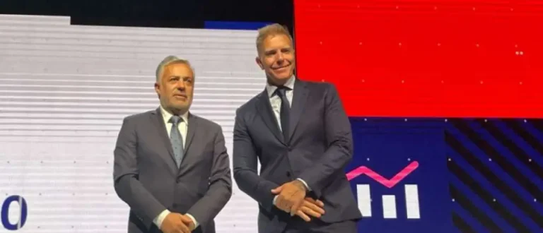 Reunión de Cornejo en CABA y un funcionario “en rojo”