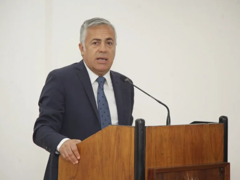 Rumbo al “pacto de Mayo”: al final, Cornejo podrá estar en la reunión convocada por la Casa Rosada