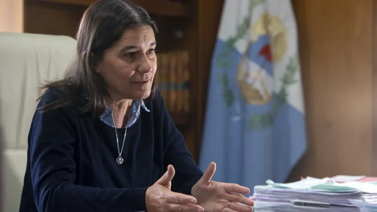 La Corte designó a 3 jueces para resolver si la titular del SUTE pierde los fueros sindicales