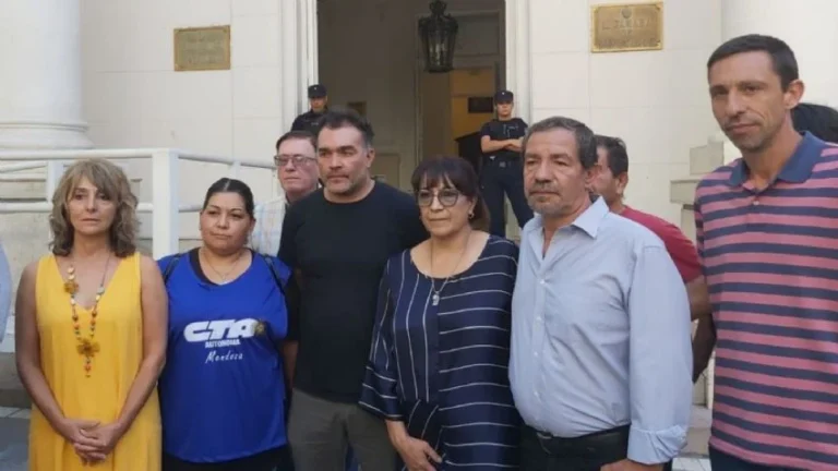 Los gremios se miden con Cornejo en una gran asamblea en la Casa de Gobierno