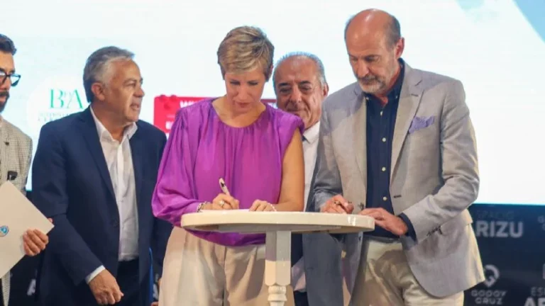 El capítulo de la Ley Bases que Mendoza mira de reojo por la minería y el petróleo