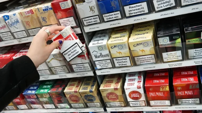 Otro aumento en los cigarrillos, ahora los de Nobleza Piccardo: ¿cuánto cuesta fumar?