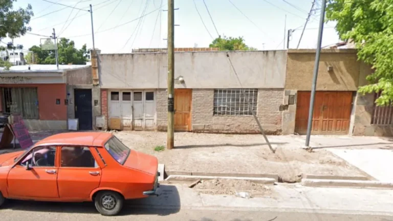 Lo condenaron por abandonar a su madre de 74 años, no vidente y con problemas de salud, en una pocilga