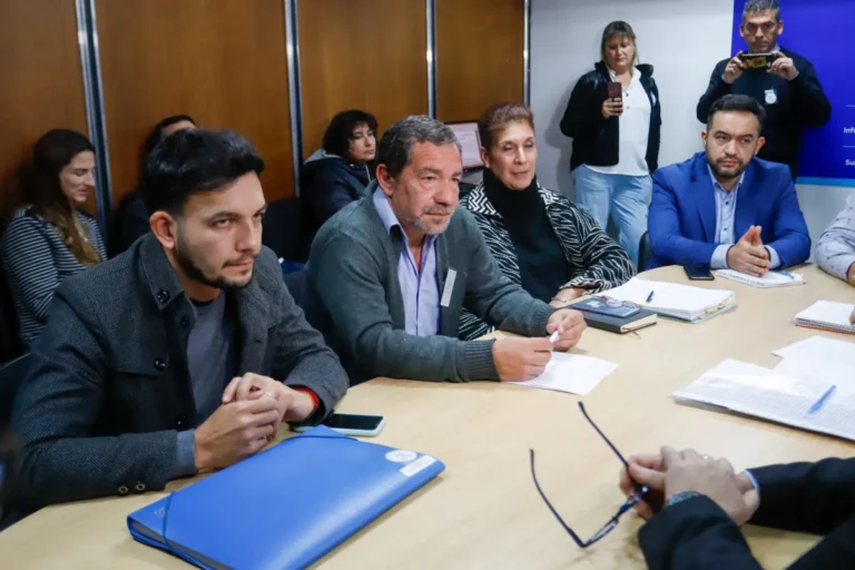 Aumento, descuentos y una ausencia de peso: qué pasó en la conciliación obligatoria de los Judiciales