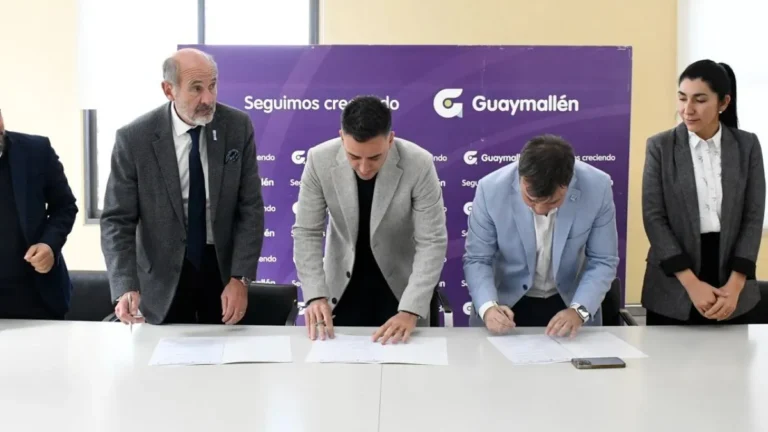 Calvente firmó un acuerdo con Asinmet y capacitarán a 40 mujeres en metalmecánica