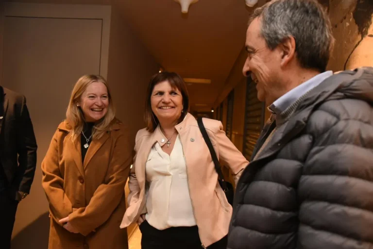 Bullrich respaldó a Hebe en la interna del PRO y disparó contra los que “desgastan al Gobierno”