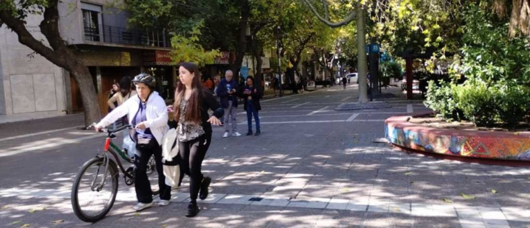 Sigue el otoño con tardes cálidas en Mendoza