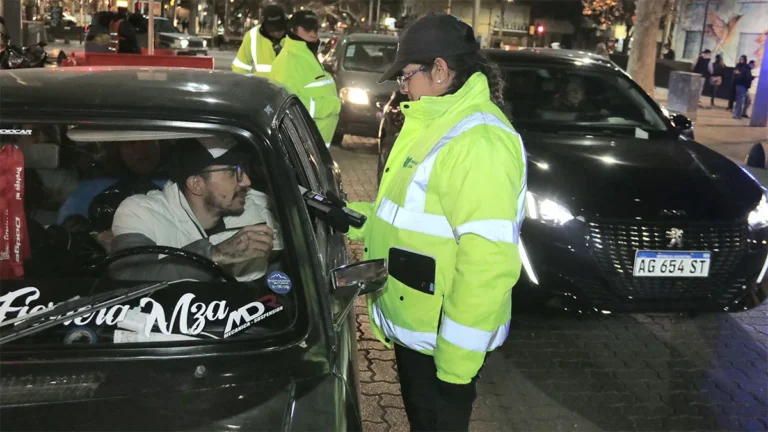 El Gobierno advirtió a los conductores que se han cuadruplicado los controles de alcoholemia