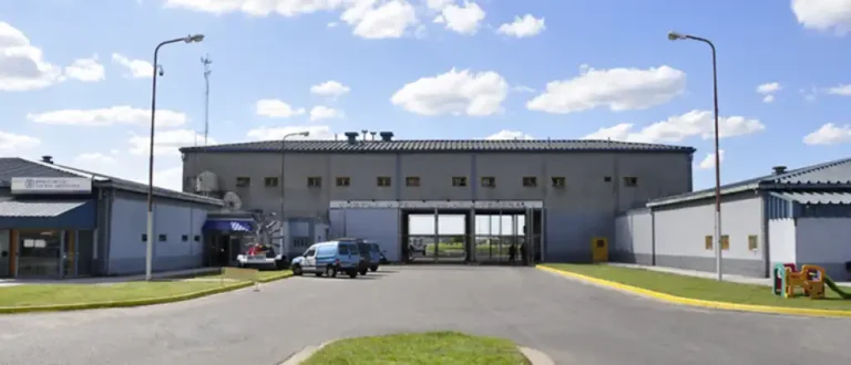 El proyecto mendocino que busca “igualar” a represores con corruptos