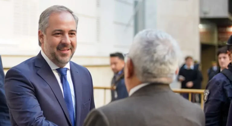 Matías Stevanato viajó a Buenos Aires a reclamar por obras nacionales y se trajo un “ni”