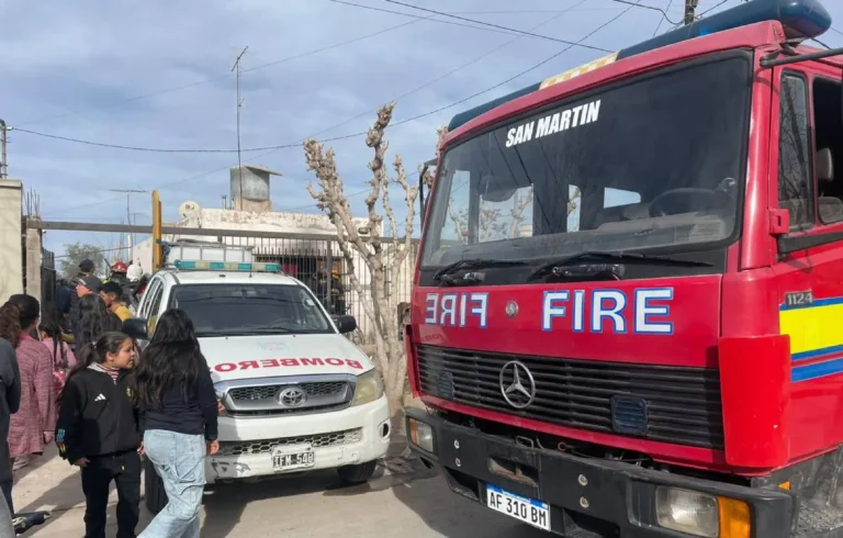 Incendio en San Martín: murió una niña de 13 años y es la tercera víctima fatal