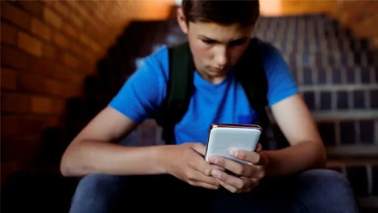 ¿Tus hijos apuestan en secreto? La amenaza que se cuela en aulas mendocinas