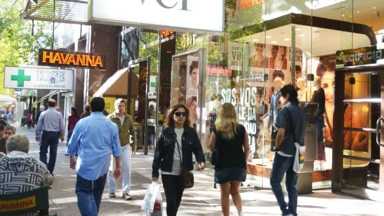 El pronóstico del tiempo en Mendoza anticipó un viernes agradable, el viento Zonda bajaría el domingo